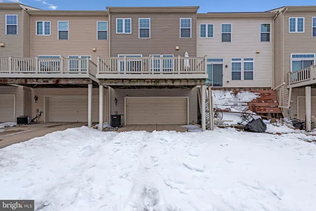 $460,000 | 606 Chance Place, Capitol Heights, MD 20743