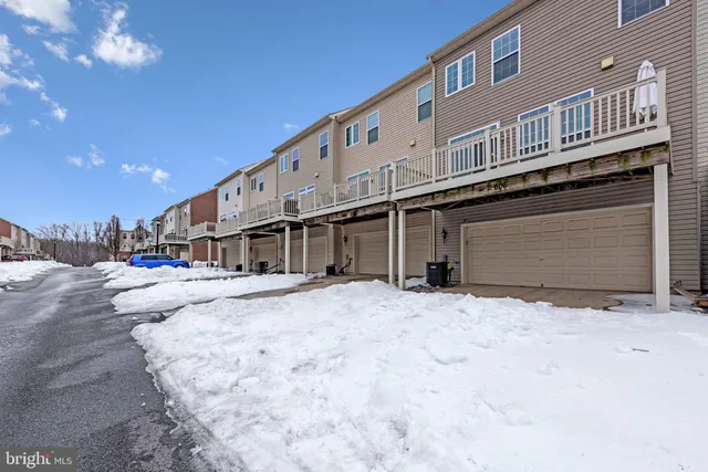 $460,000 | 606 Chance Place, Capitol Heights, MD 20743