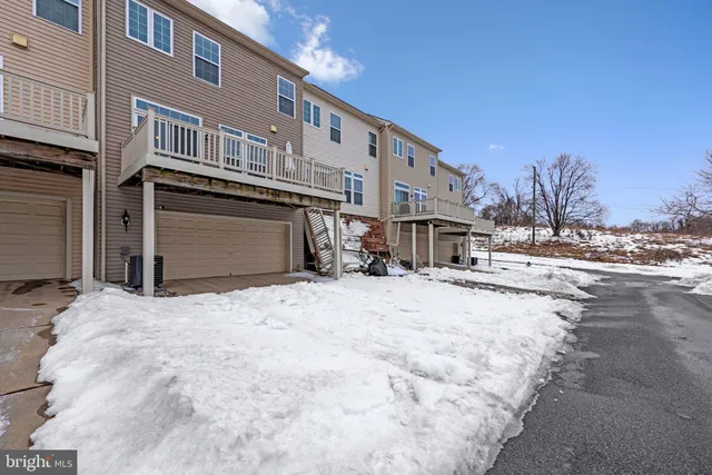 $460,000 | 606 Chance Place, Capitol Heights, MD 20743