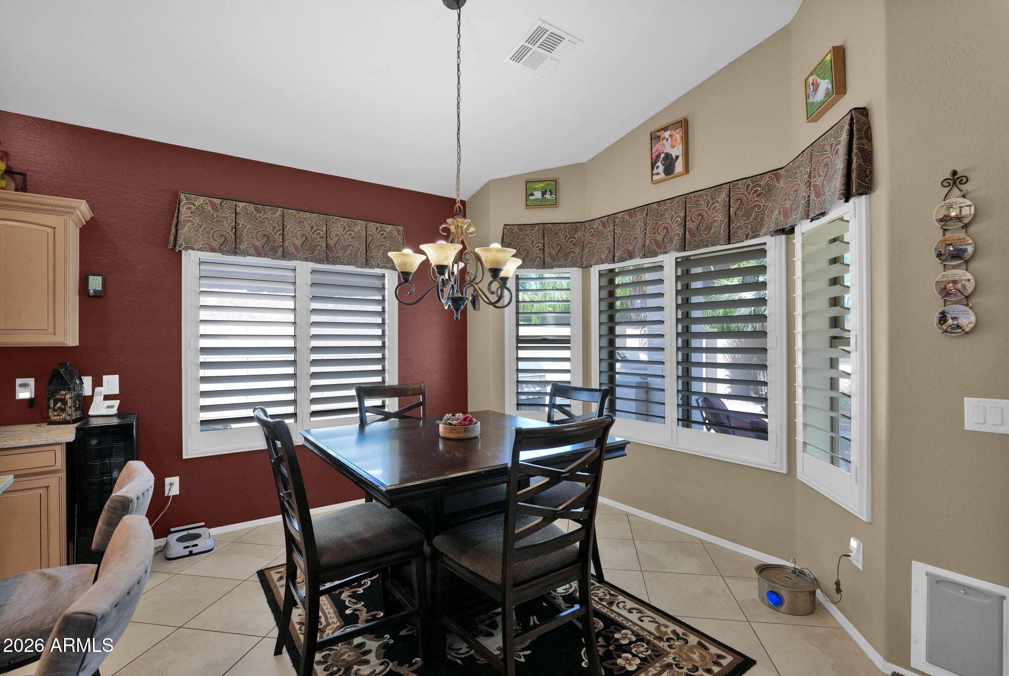 9850 Cotton Road Florence, AZ 85132 - Photo 18 of 47 9850 Cotton - 16Dining