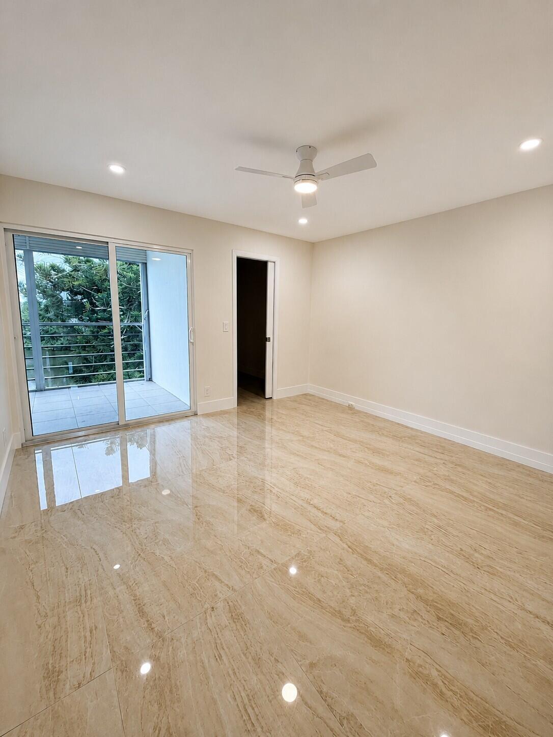 4047 Ainslie C, Unit 4047 Boca Raton, FL 33434 - Photo 9 of 16 4047 005c