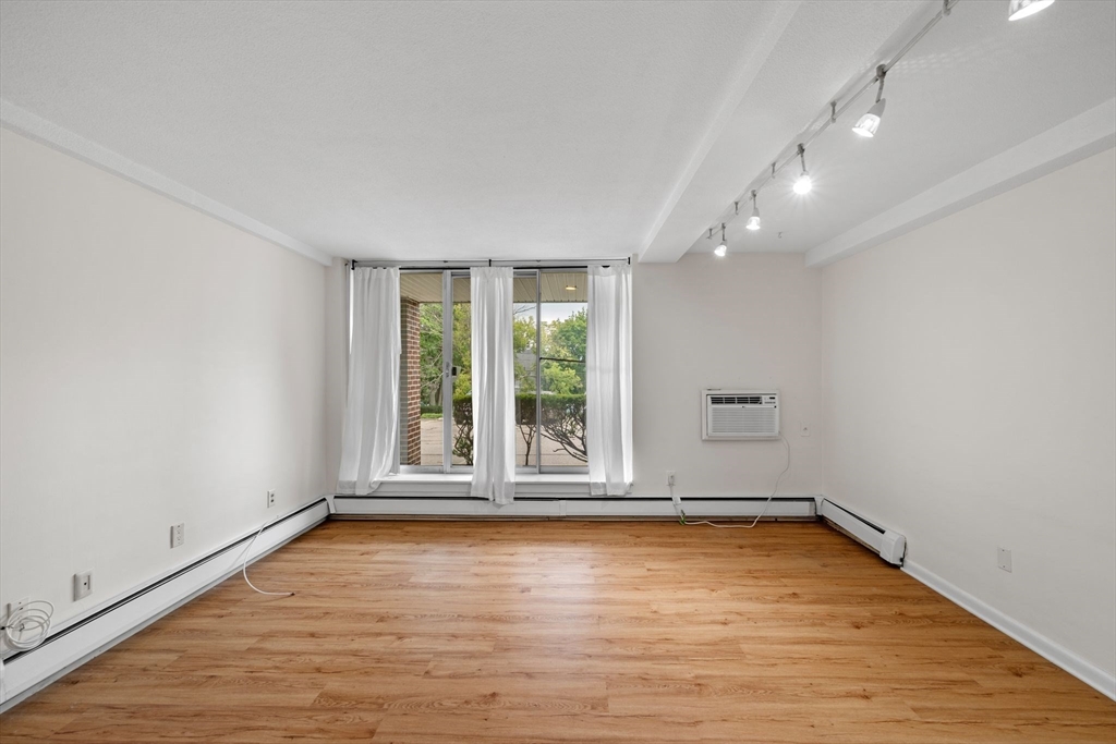 16 Addington Road, Unit 12 Brookline, MA 02445 - Photo 11 of 29 Gallery Image 11