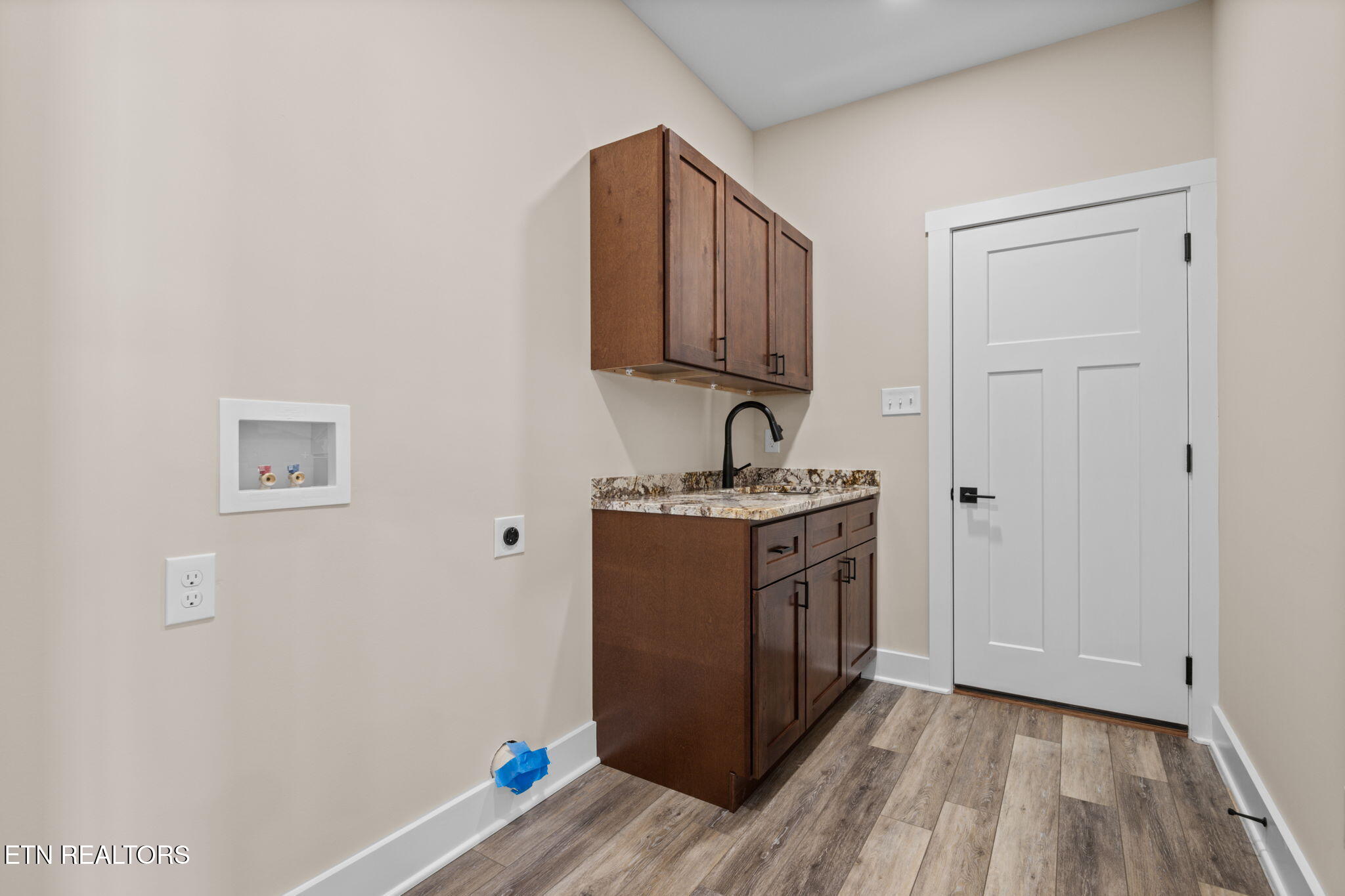 380 Hillvale Road Clinton, TN 37716 - Photo 27 of 28 18-web-or-mls-380 Hillvale-9517