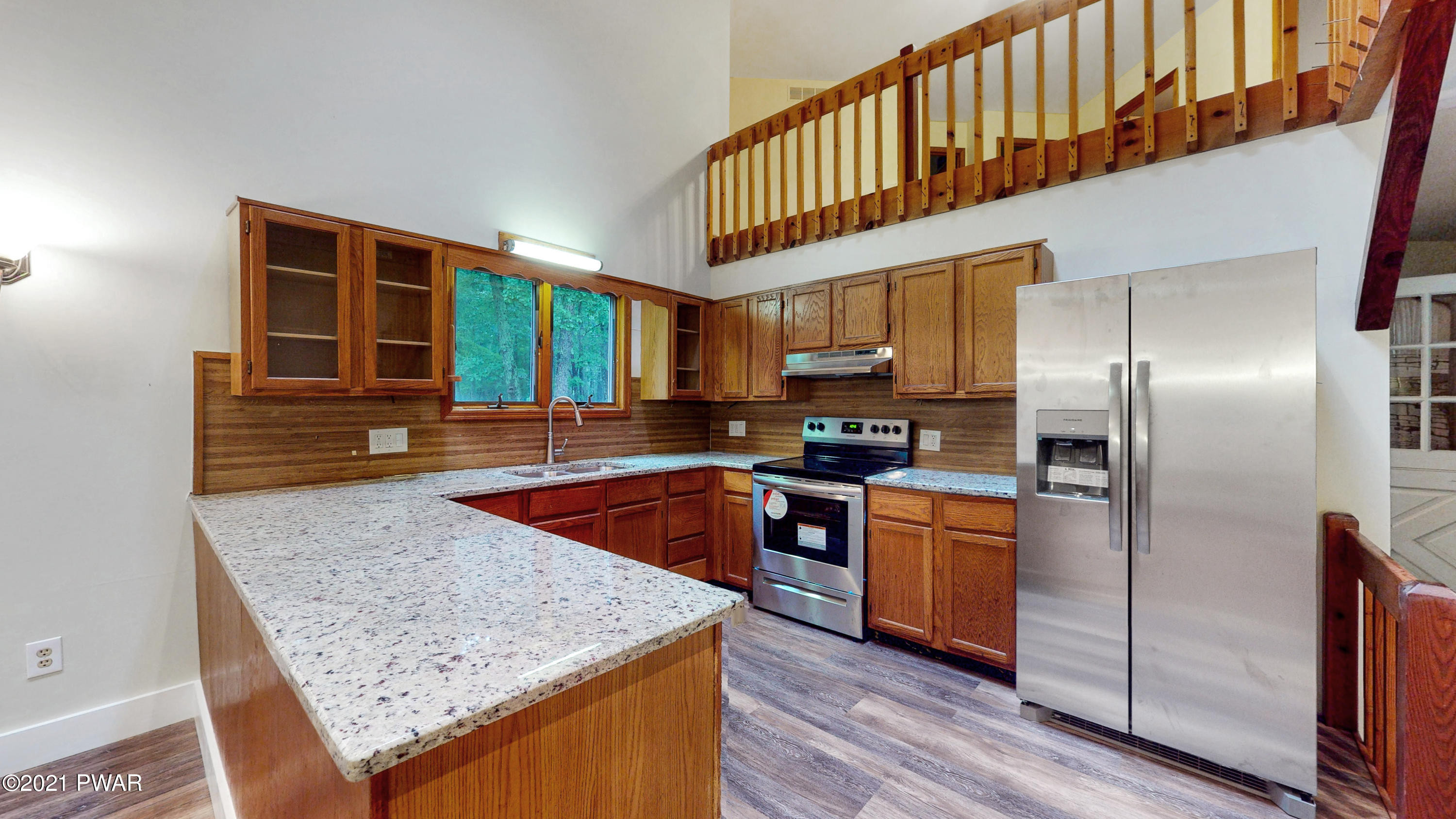 4449 Pine Ridge Drive West Bushkill, PA 18324 - Photo 7 of 50