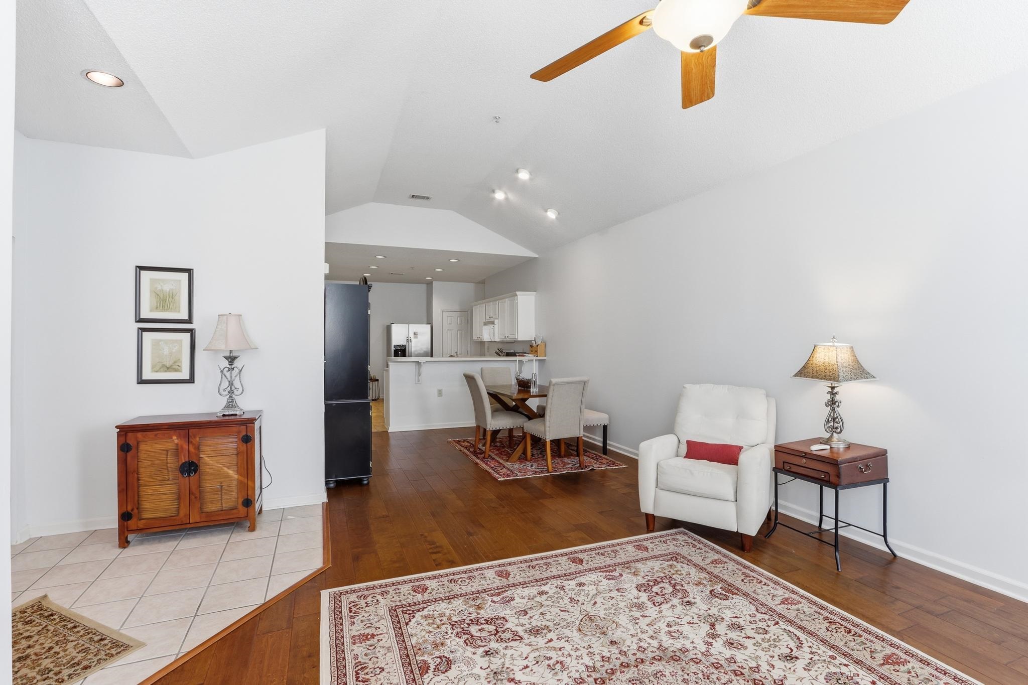 1075 Oak Timber Circle, Unit 69 Collierville, TN 38017 - Photo 13 of 35 a living room with furniture and a rug