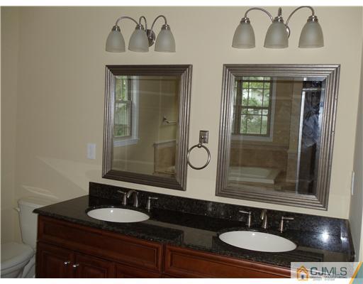 26 Parker Road Edison, NJ 08820 - Photo 22 of 22 Gallery Image 22