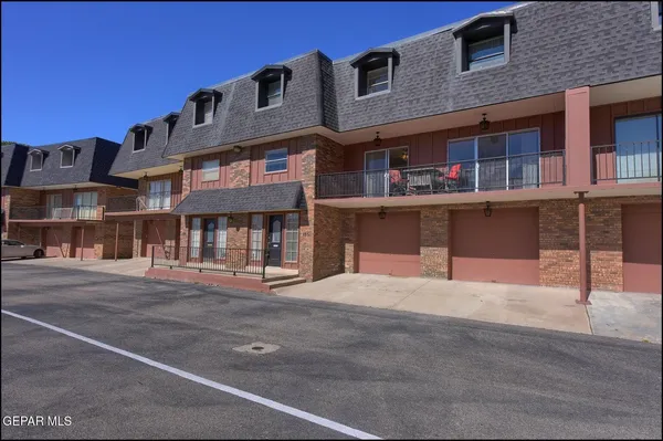 $299,500 | 4800 North Stanton Street, Unit 185, El Paso, TX 79902
