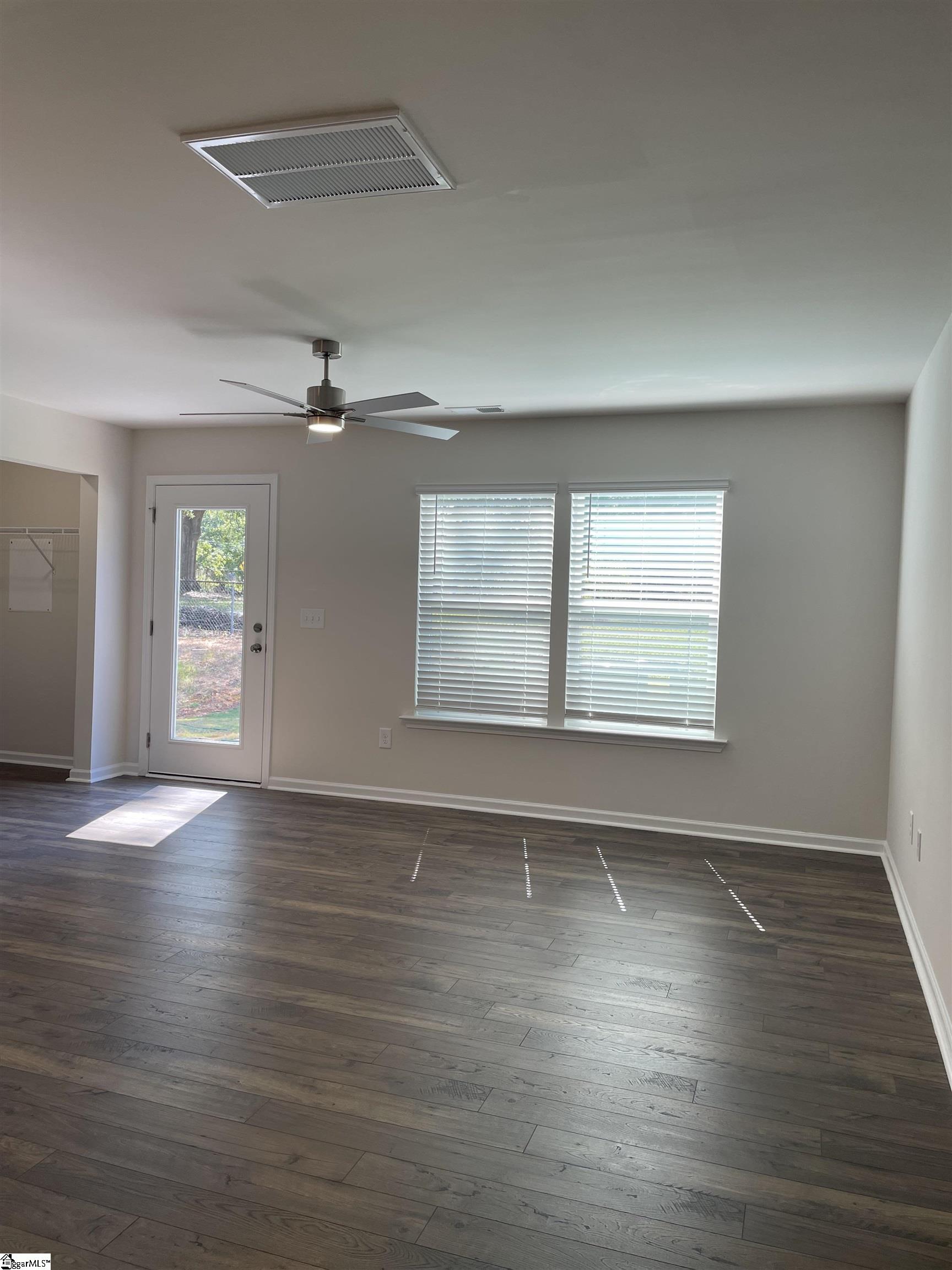 102 Cillian Street Fountain Inn, SC 29644 - Photo 7 of 19 Gallery Image 7