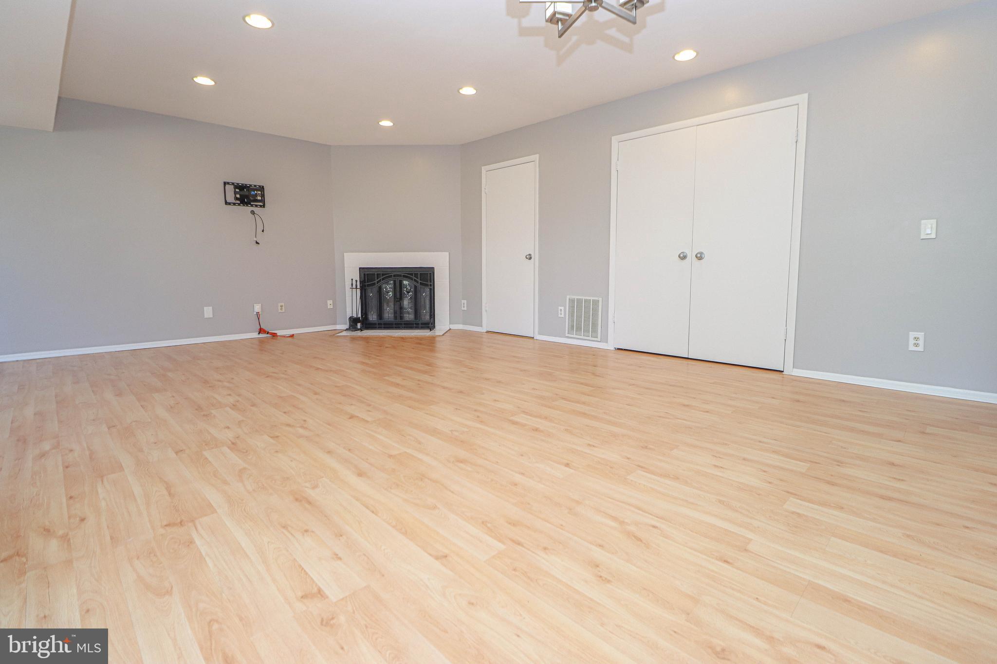 6909 Jones View Drive, Unit 3D Baltimore, MD 21209 - Photo 15 of 37