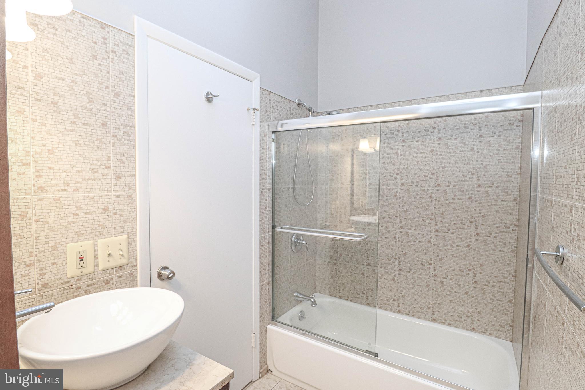 6909 Jones View Drive, Unit 3D Baltimore, MD 21209 - Photo 32 of 37