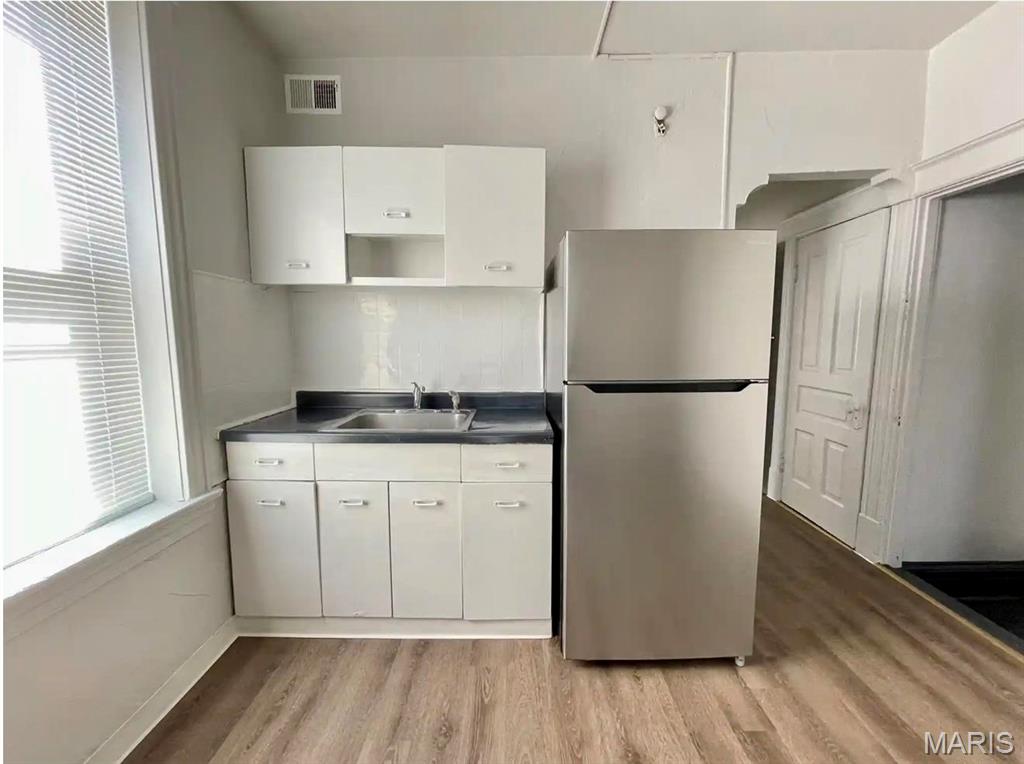 549 Bates Street St. Louis, MO 63111 - Photo 5 of 26