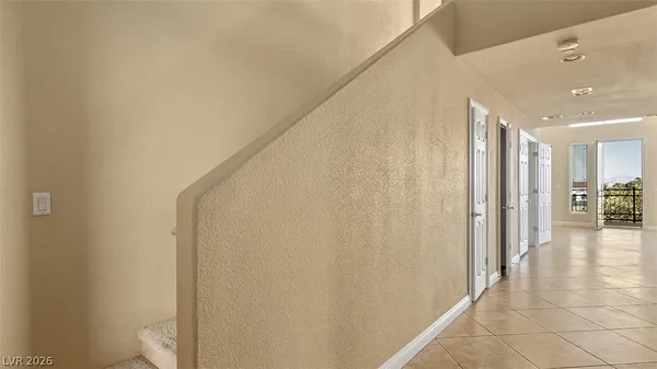 $2,100 | 7565 Norman Rockwell Lane, Unit 202, Las Vegas, NV 89143