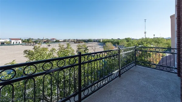 $2,100 | 7565 Norman Rockwell Lane, Unit 202, Las Vegas, NV 89143