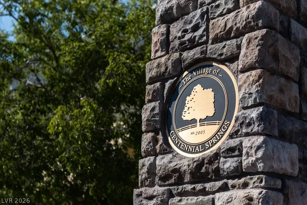 $2,100 | 7565 Norman Rockwell Lane, Unit 202, Las Vegas, NV 89143