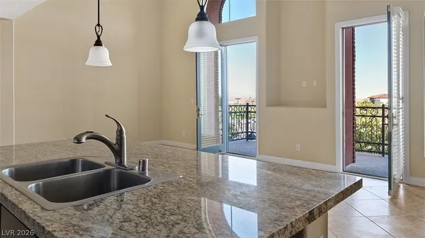 $2,100 | 7565 Norman Rockwell Lane, Unit 202, Las Vegas, NV 89143