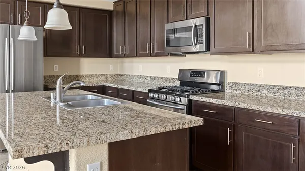 $2,100 | 7565 Norman Rockwell Lane, Unit 202, Las Vegas, NV 89143