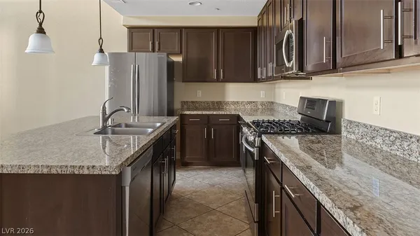 $2,100 | 7565 Norman Rockwell Lane, Unit 202, Las Vegas, NV 89143