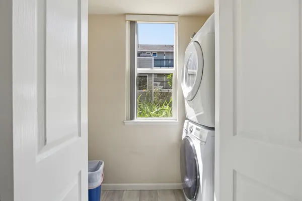 $595,000 | 1982 West Bayshore Road, Unit 310, East Palo Alto, CA 94303