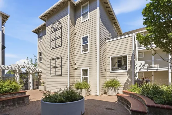 $595,000 | 1982 West Bayshore Road, Unit 310, East Palo Alto, CA 94303