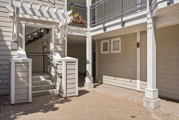 $595,000 | 1982 West Bayshore Road, Unit 310, East Palo Alto, CA 94303