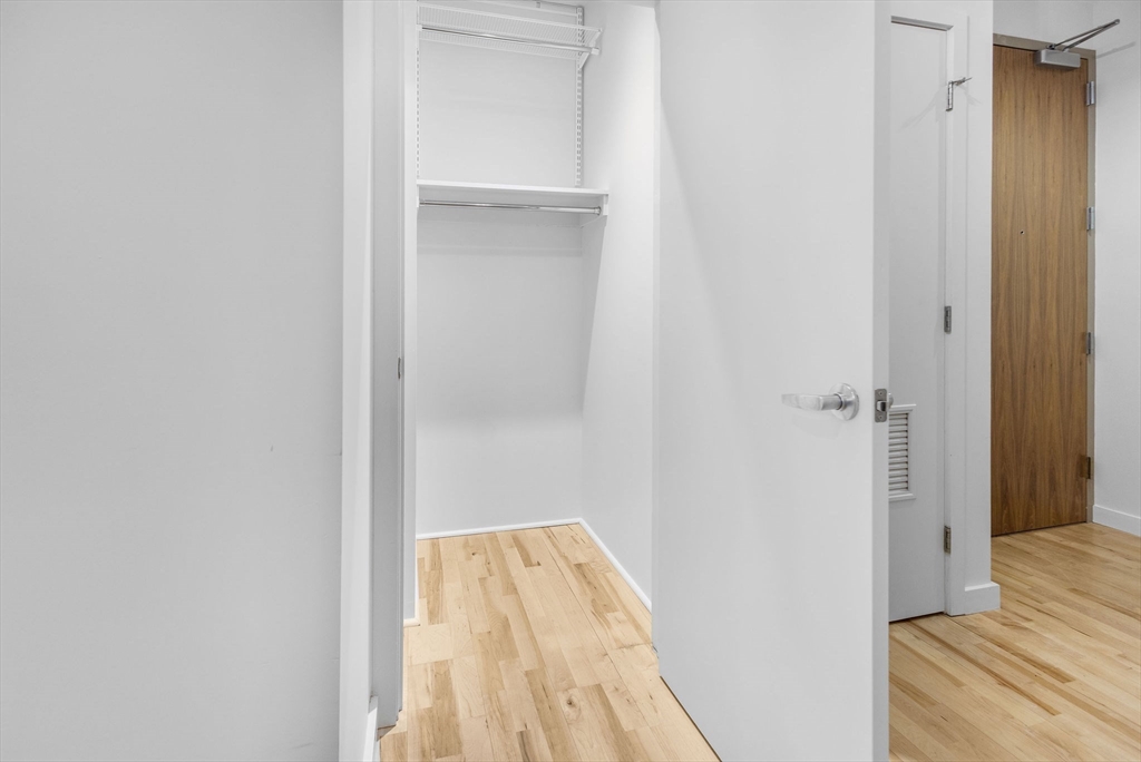 346 Congress Street, Unit 412 Boston, MA 02210 - Photo 15 of 33