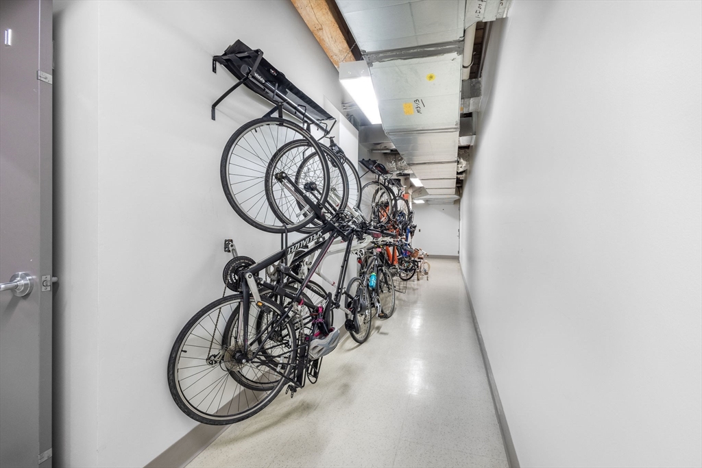 346 Congress Street, Unit 412 Boston, MA 02210 - Photo 24 of 33