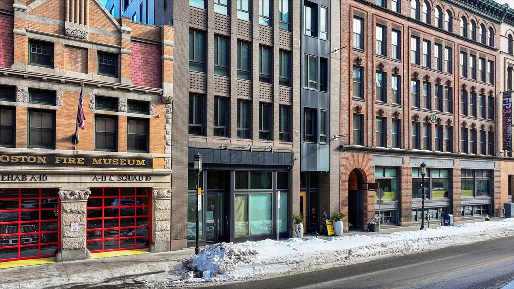 346 Congress Street, Unit 412 Boston, MA 02210 - Photo 27 of 33