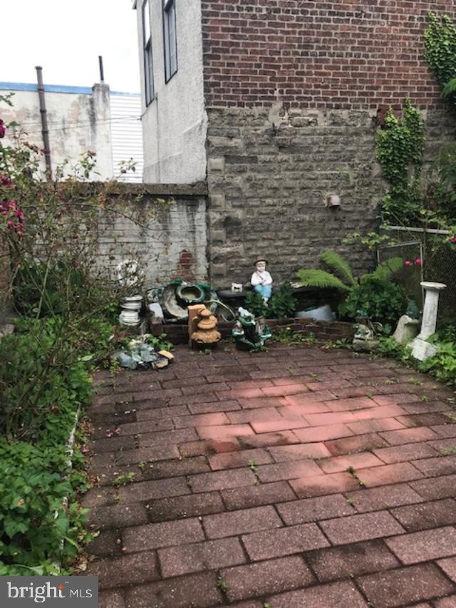 106 Ripka Street Philadelphia, PA 19127 - Photo 5 of 27