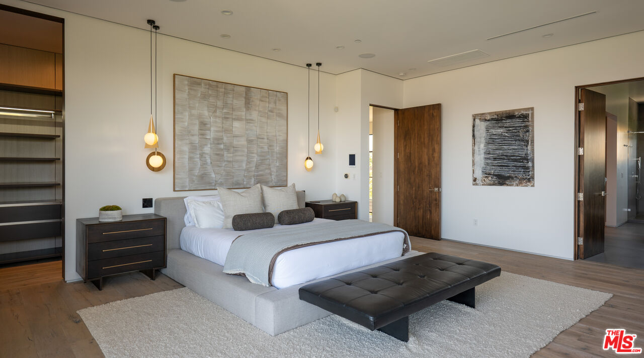 1632 Stradella Road Los Angeles, CA 90077 - Photo 16 of 22