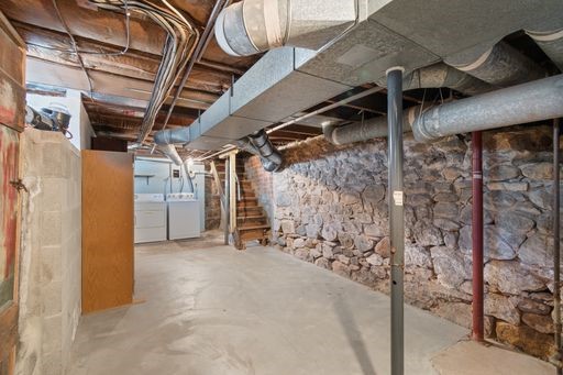 18 High Street Manchester, NY 14548 - Photo 28 of 41