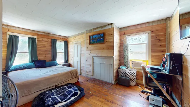 $389,000 | 118 3 Mile Bridge Road, Middlebury, VT 05753