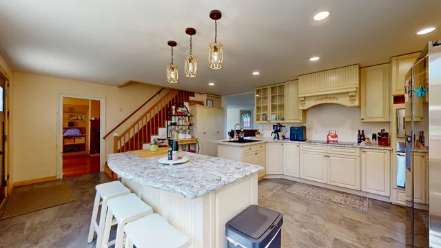 $389,000 | 118 3 Mile Bridge Road, Middlebury, VT 05753