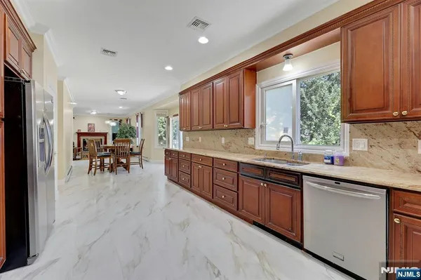 $1,350,000 | 627 Concord Street, New Milford, NJ 07646