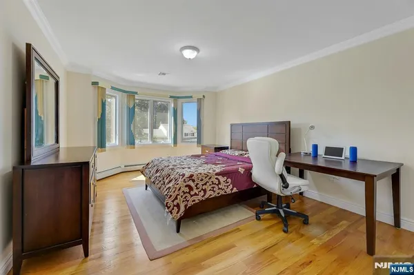 $1,350,000 | 627 Concord Street, New Milford, NJ 07646