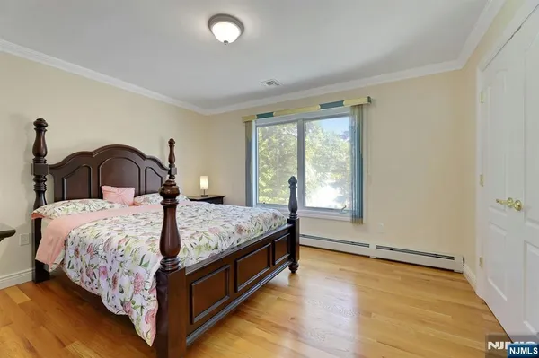 $1,350,000 | 627 Concord Street, New Milford, NJ 07646