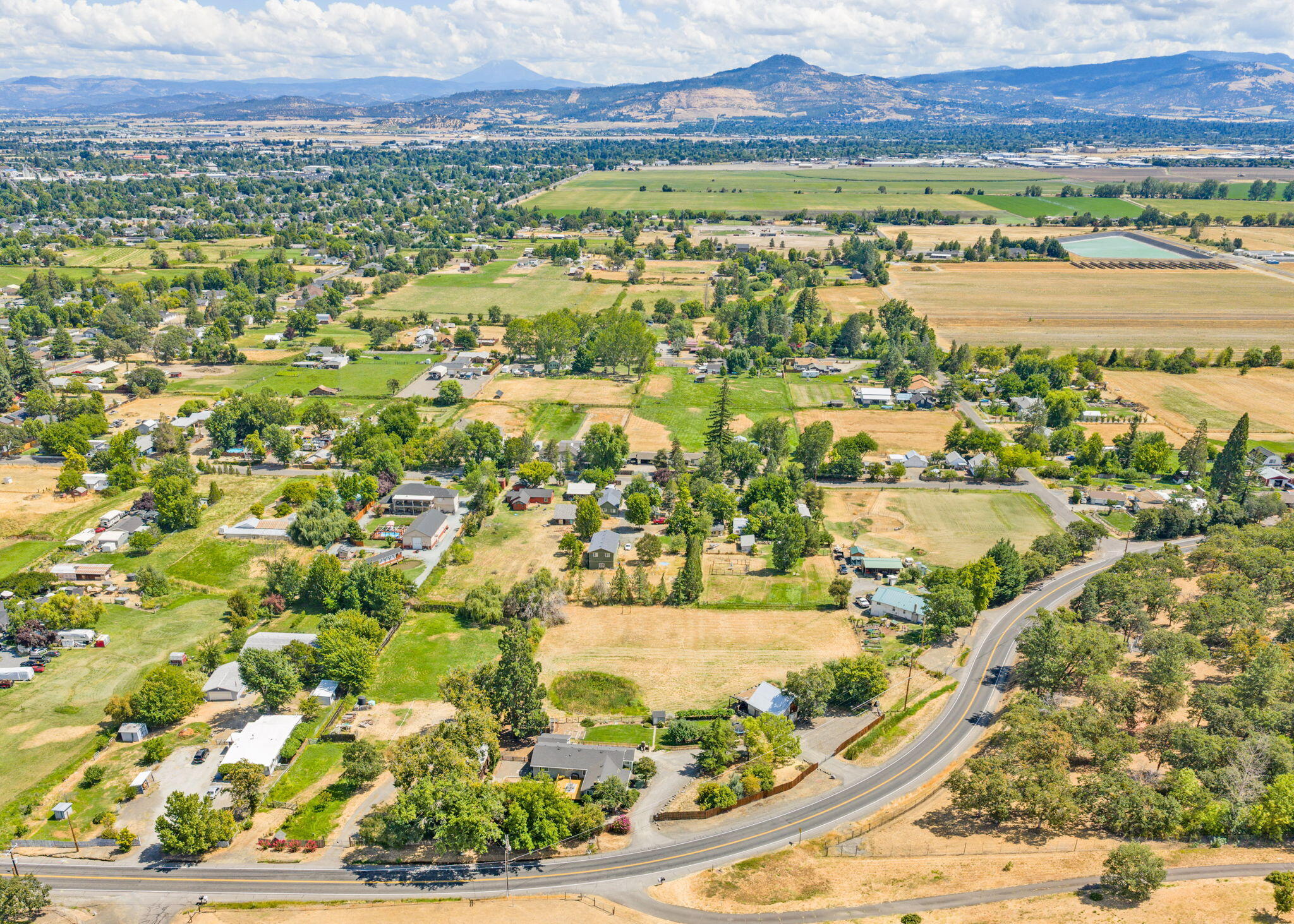 2976 Old Stage Road Central Point, OR 97502 - Photo 58 of 66 Aerial 3