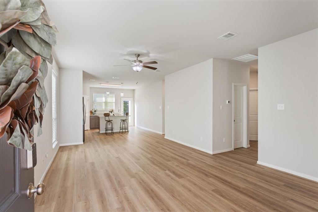 4029 Centerfire Road Waco, TX 76705 - Photo 5 of 24 Gallery Image 5
