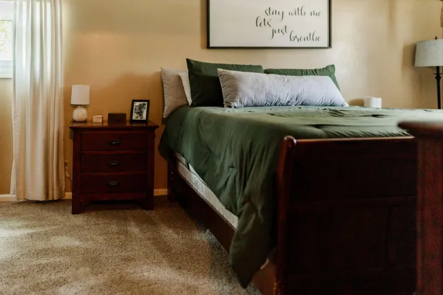 $384,900 | 1521 West 4th Street, Hobart, IN 46342