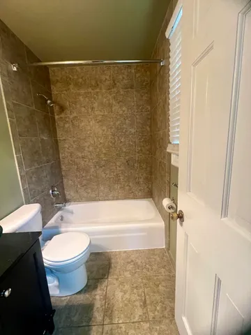 $384,900 | 1521 West 4th Street, Hobart, IN 46342