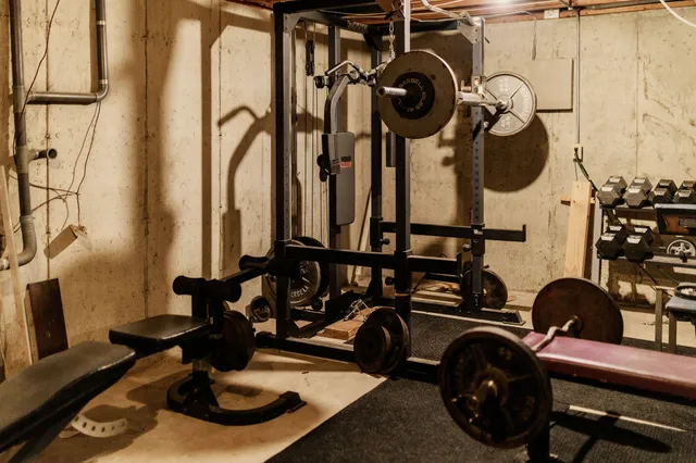 $384,900 | 1521 West 4th Street, Hobart, IN 46342