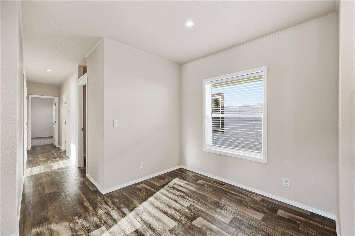 617 South State Avenue Newport, WA 99156 - Photo 13 of 40