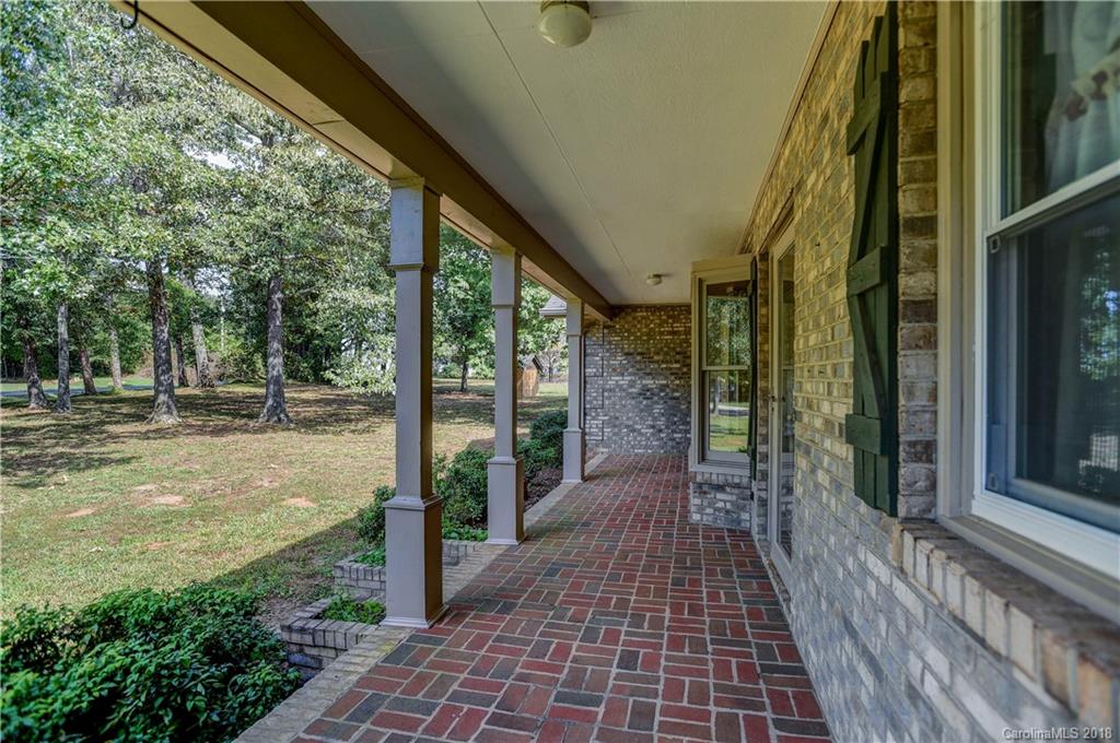 353 Bethlehem Road Statesville, NC 28677 - Photo 4 of 34 Gallery Image 4