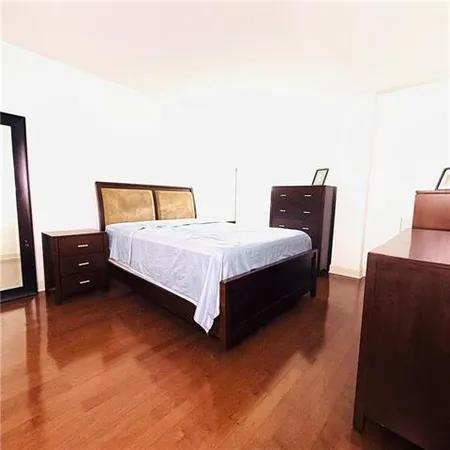 $2,000 | 1205 St Charles Avenue, Unit 1313, New Orleans, LA 70130