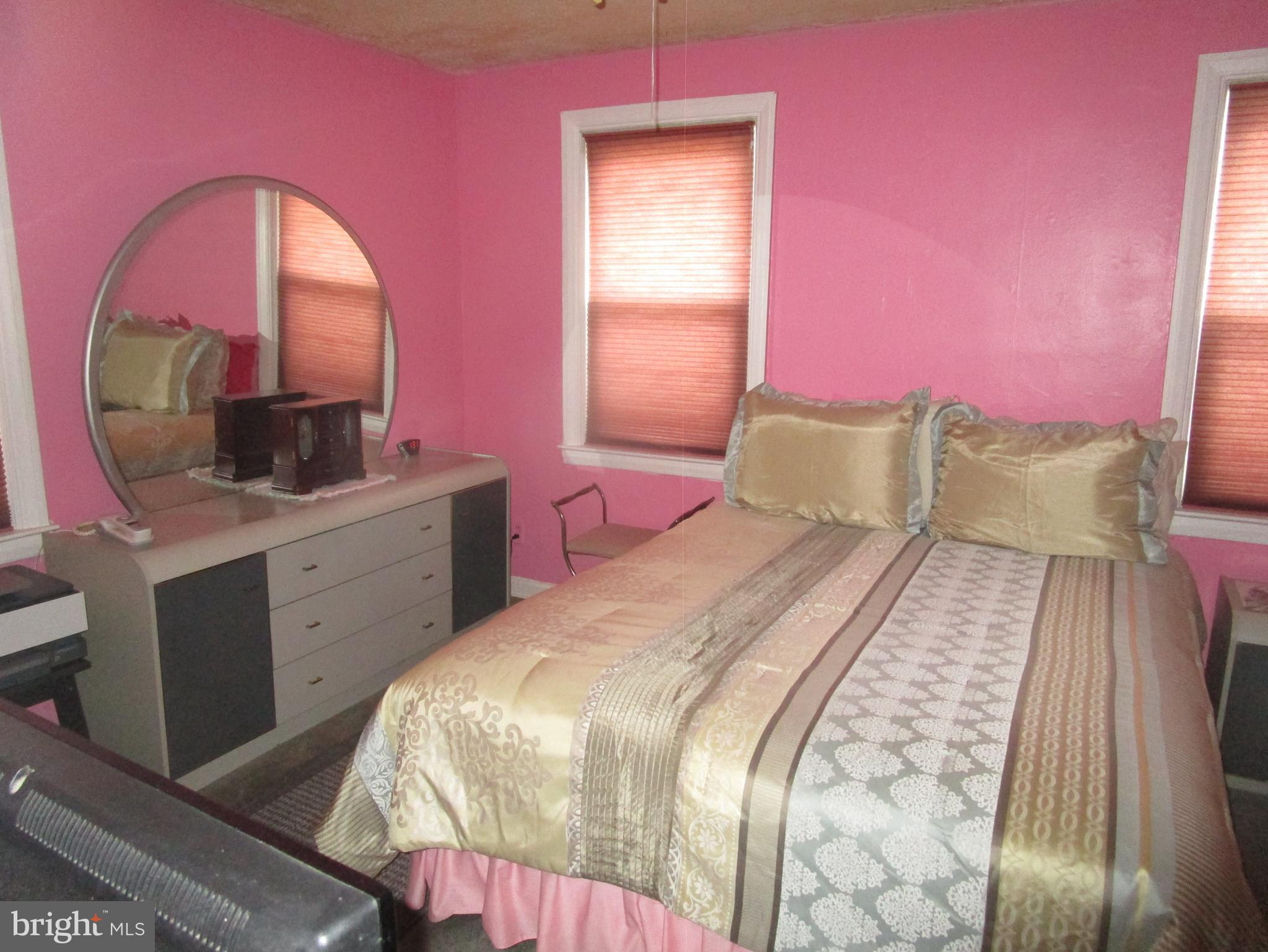 4530 Manorview Road Baltimore, MD 21229 - Photo 15 of 22 Gallery Image 15