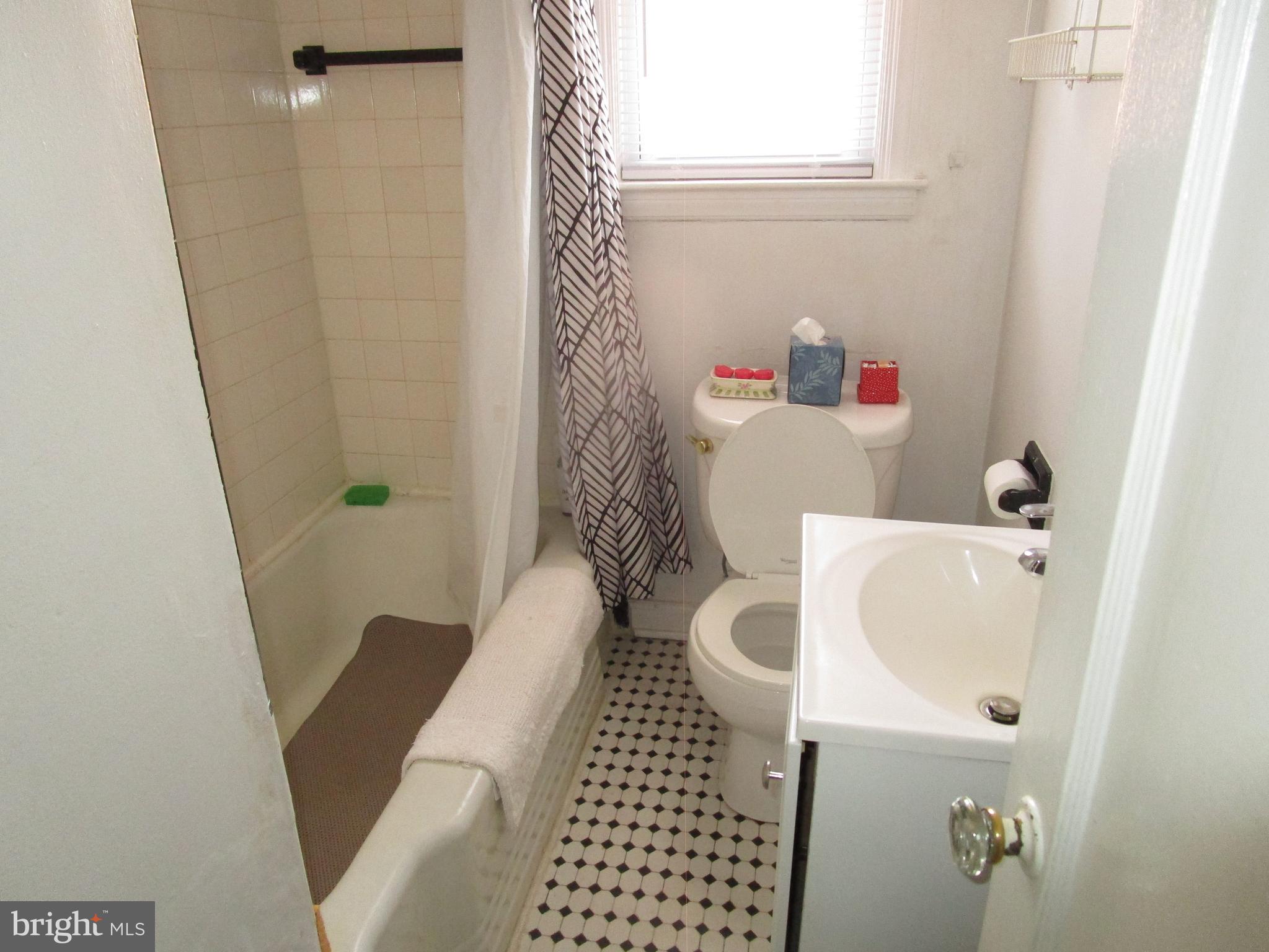 4530 Manorview Road Baltimore, MD 21229 - Photo 16 of 22 Gallery Image 16