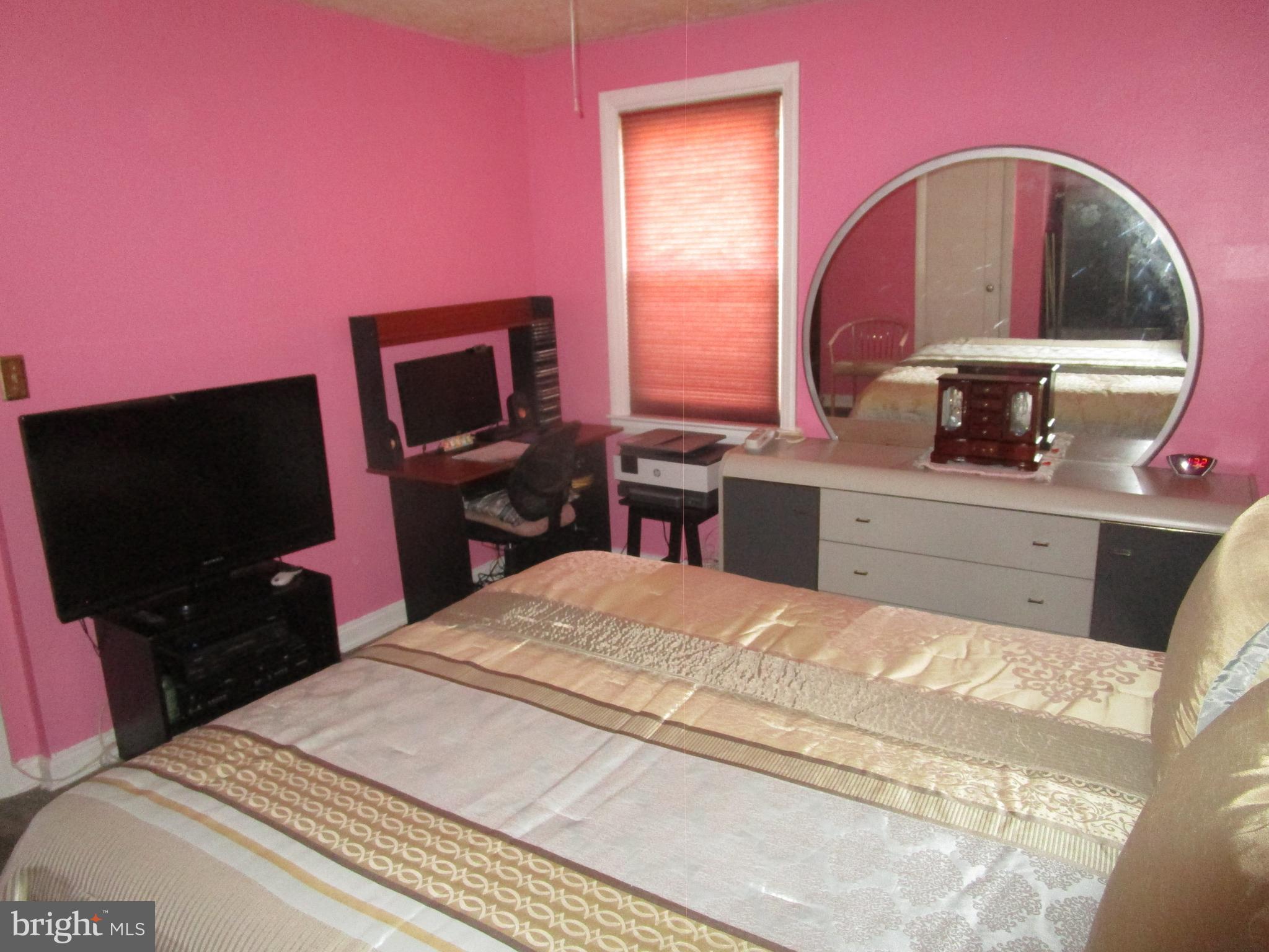4530 Manorview Road Baltimore, MD 21229 - Photo 17 of 22 Gallery Image 17