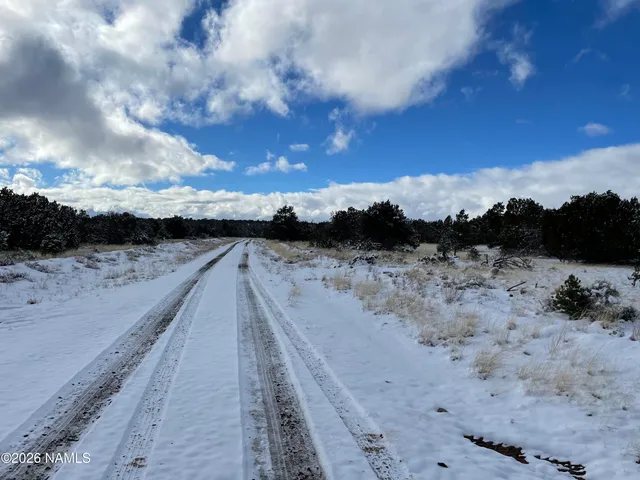a view of outdoor space with mountain view
