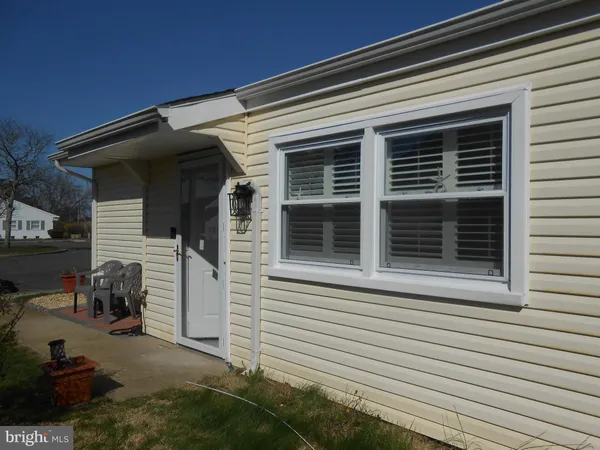 $2,700 | 39 Mediterranean Court, Barnegat, NJ 08005