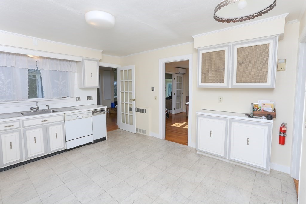 16 Brittany Road South Hadley, MA 01075 - Photo 24 of 42 Gallery Image 24