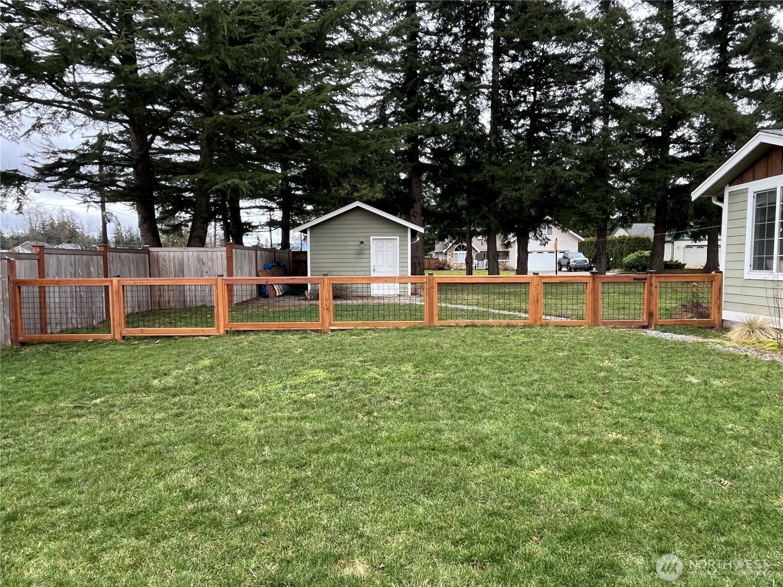 811 East Pole Road Lynden, WA 98264 - Photo 23 of 31 Gallery Image 23